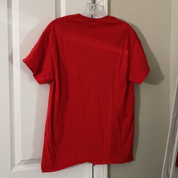 Legends of the Hidden Temple Red Jaguars Tee - Picture 3 of 3